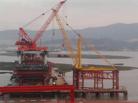 120T桅杆式起重機(jī)